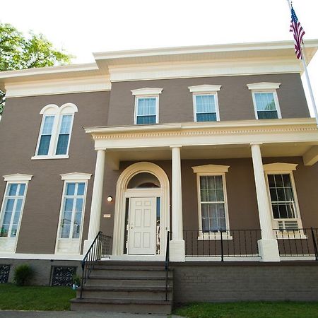 Beacon Hotel Oswego Extérieur photo