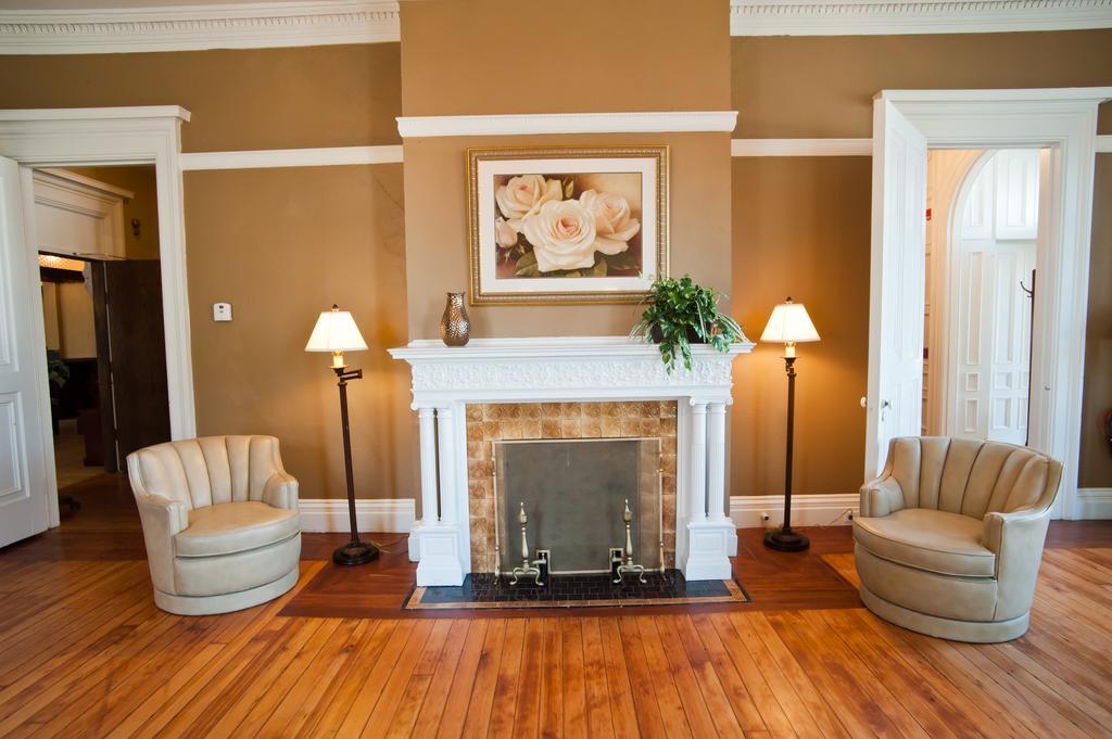 Beacon Hotel Oswego Extérieur photo