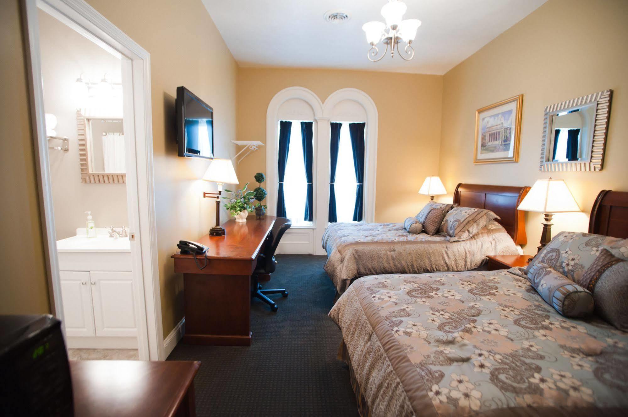 Beacon Hotel Oswego Extérieur photo