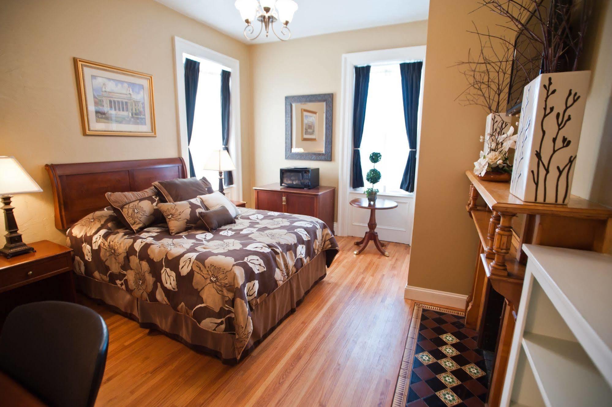 Beacon Hotel Oswego Extérieur photo