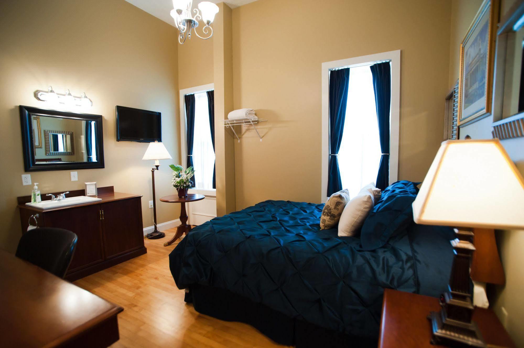 Beacon Hotel Oswego Extérieur photo